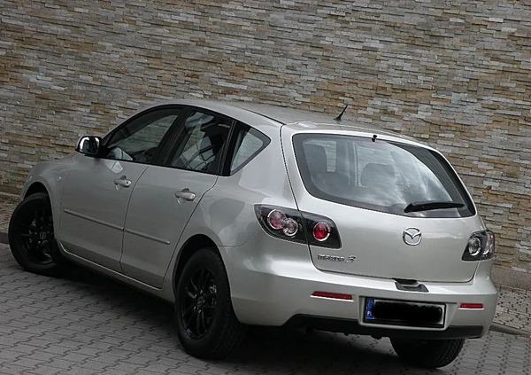 Mazda 3 cena 13800 przebieg: 144300, rok produkcji 2007 z Kępno małe 529